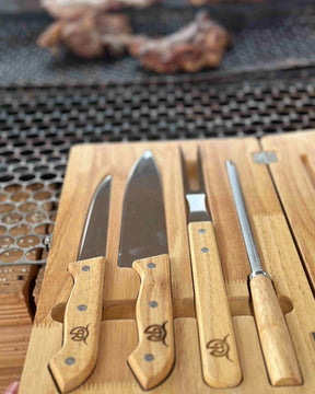 Kit Churrasco com Tábua e 4 Peças